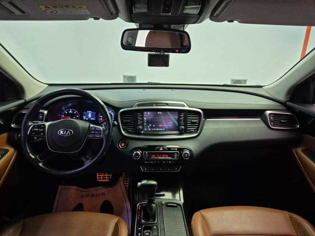 KIA Sorento - Vista 9