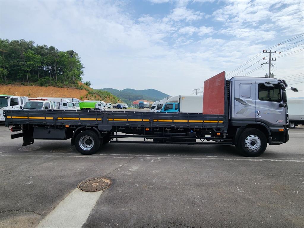 medium and large cargo Cargo - Vista 5