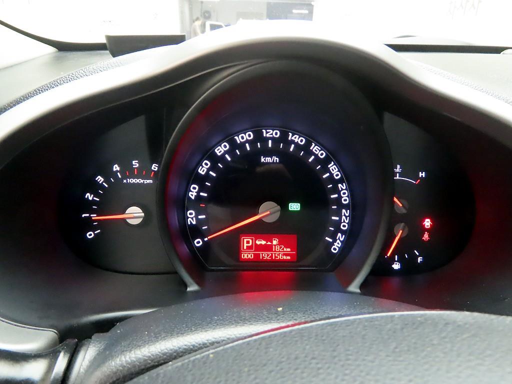 KIA Sportage - Vista 5