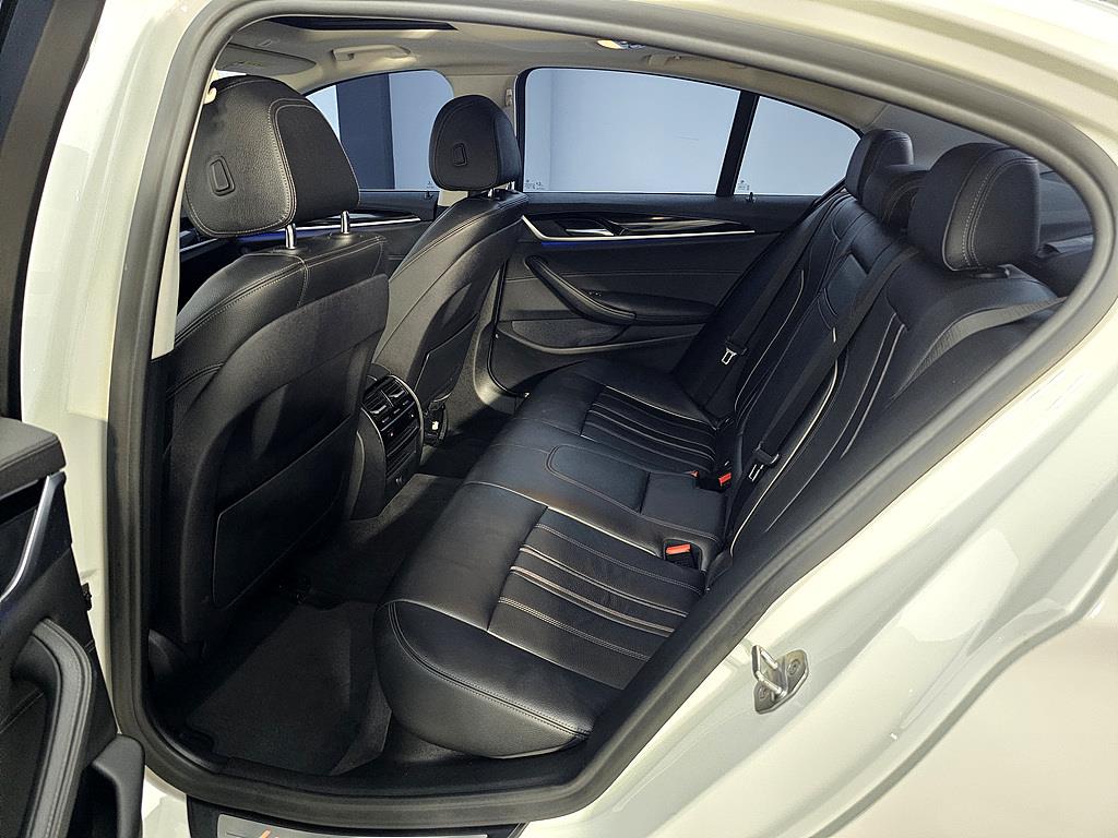 BMW 5 Series - Vista 9