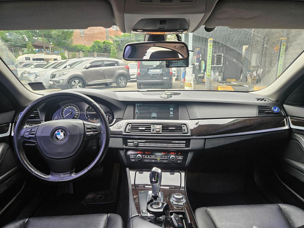 BMW 5 Series - Vista 7