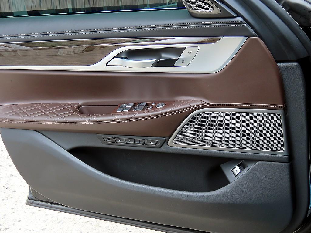 BMW 7 Series - Vista 12