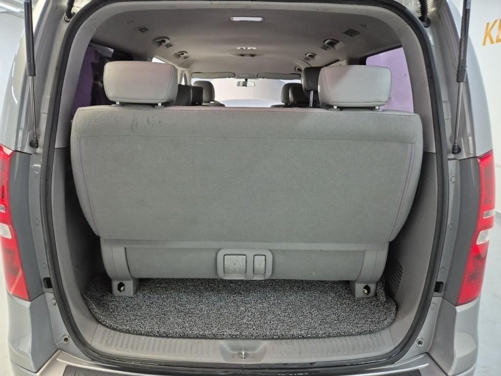HYUNDAI Starex 2019 Plateado - Importación desde Corea - HF Imports Iquique - Foto 16
