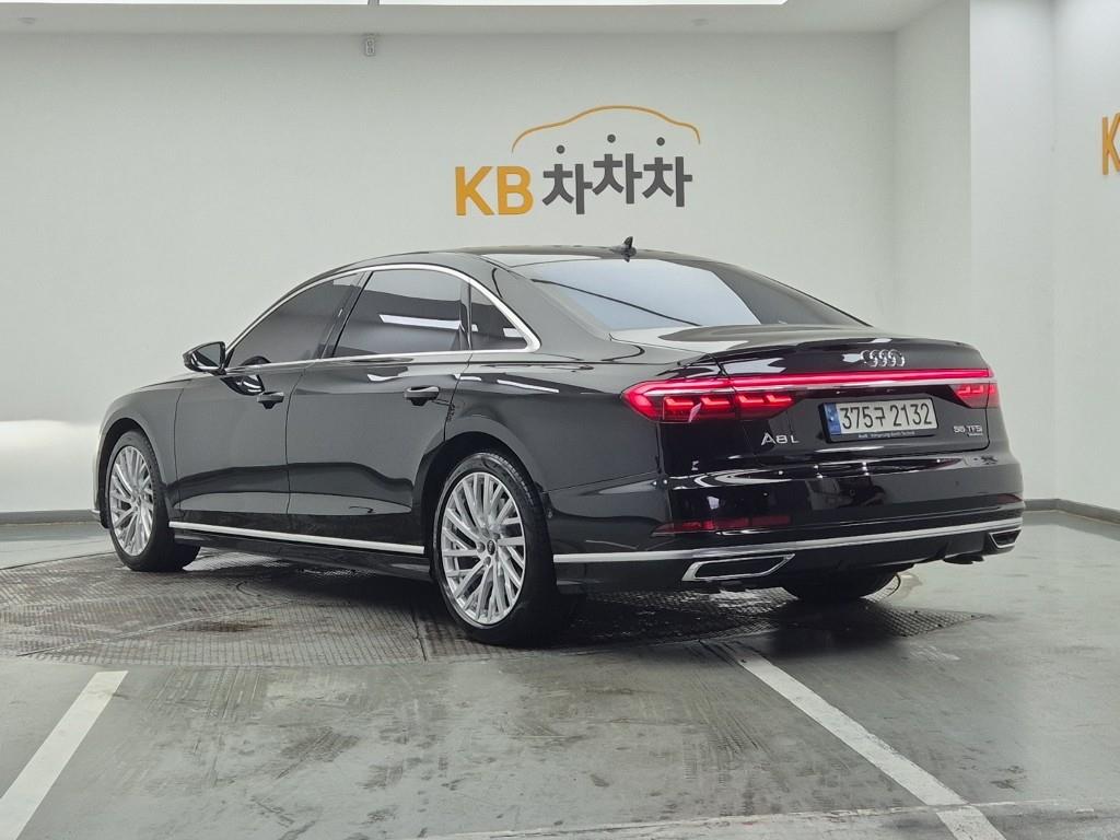 Audi A8 - Vista 3