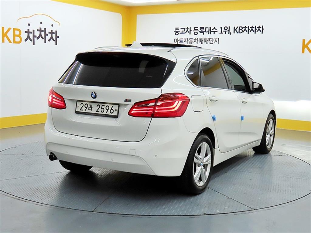 BMW 2 series - Vista 4