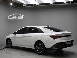 HYUNDAI Avante - Vista 6