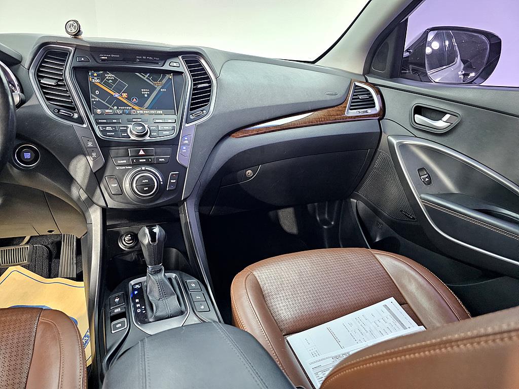 HYUNDAI Santa Fe - Vista 9
