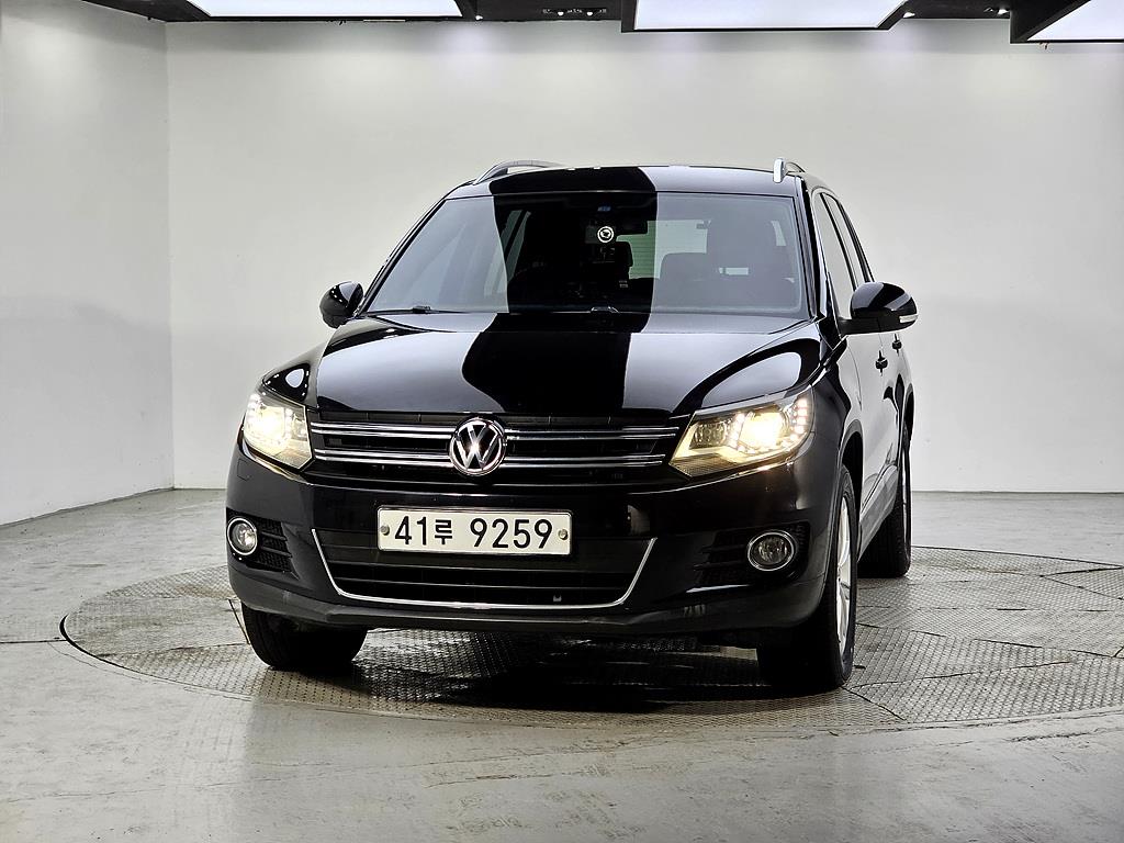 Volkswagen Tiguan - Vista 2