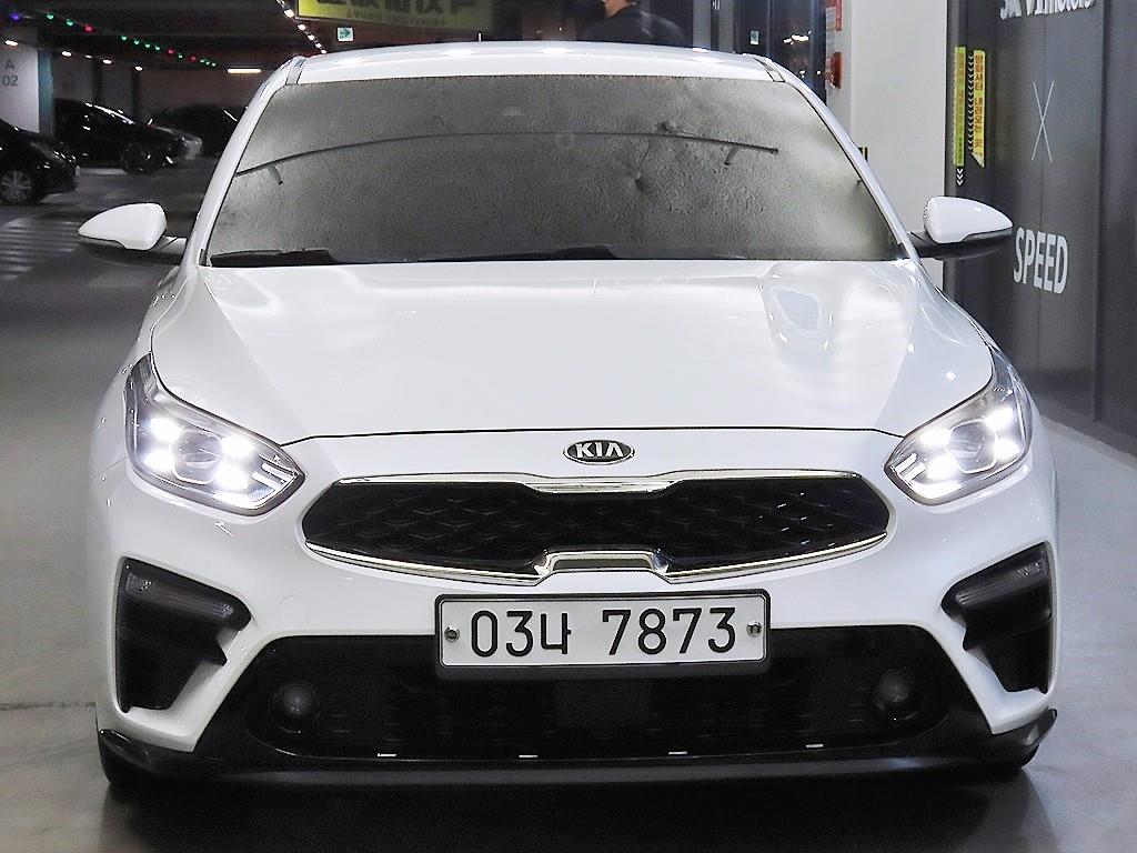 KIA Carnival - Vista 2