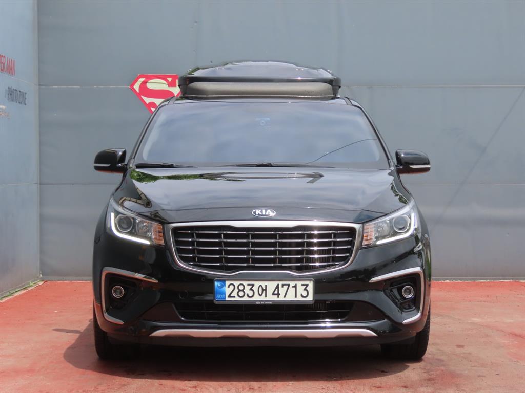 KIA Carnival - Vista 3