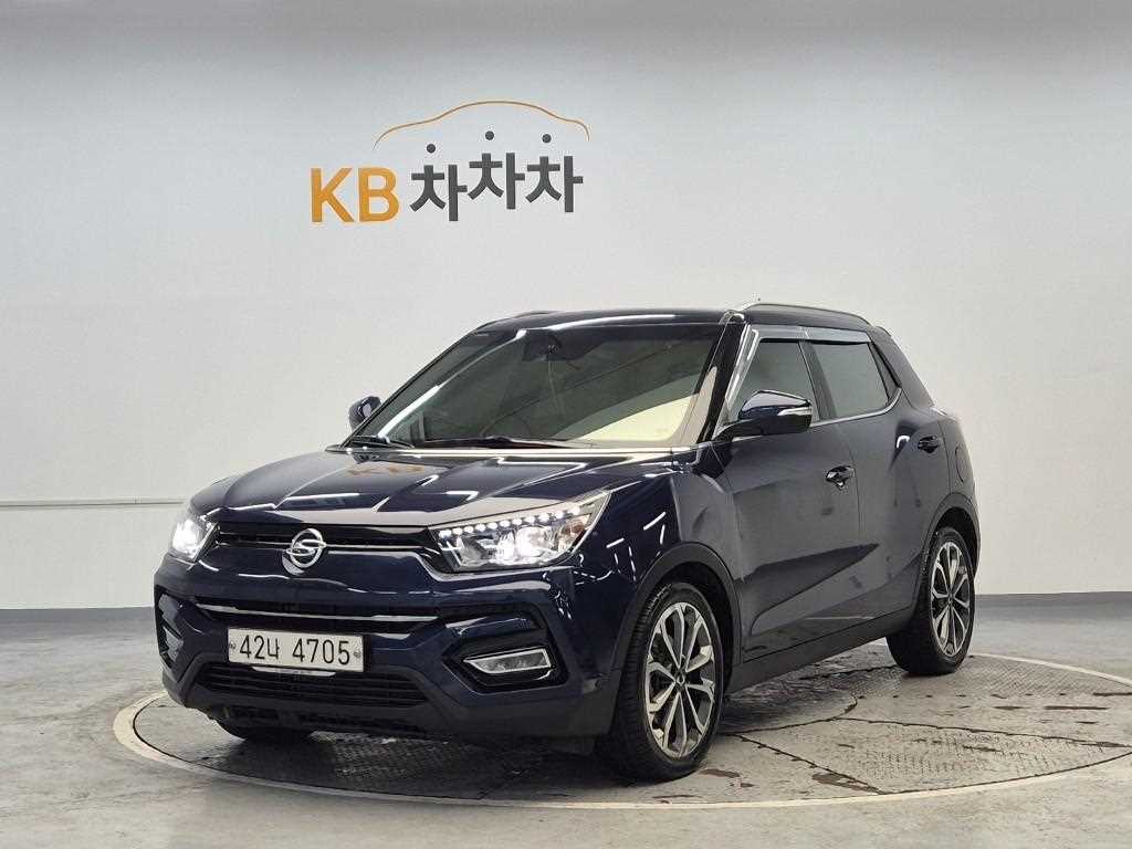 Ssangyong Tivoli 2018 Azul - Importación desde Corea - HF Imports Iquique - Foto 1