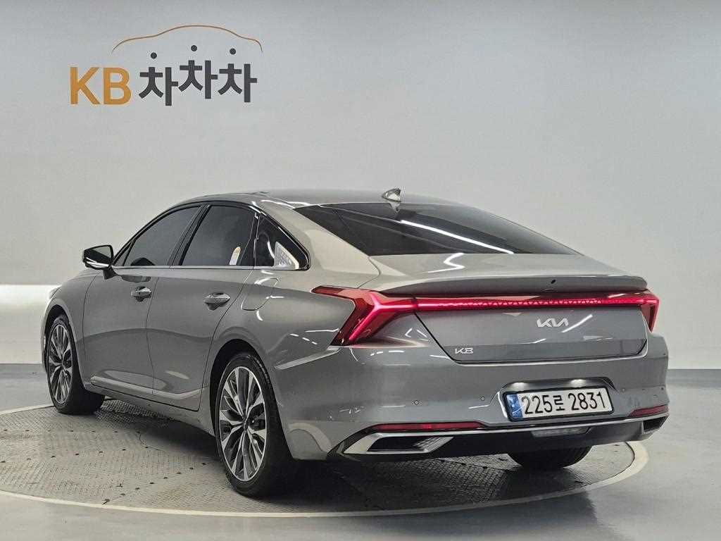 KIA K8 - Vista 2
