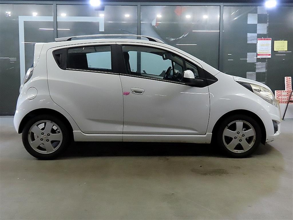 Chevrolet Spark - Vista 3