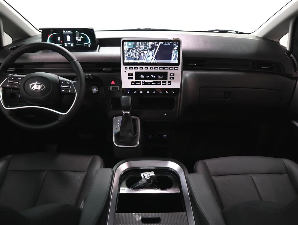 HYUNDAI Staria - Vista 5