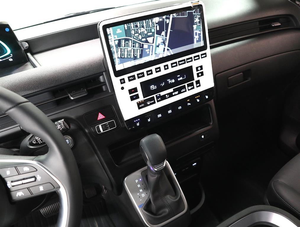 HYUNDAI Staria - Vista 11