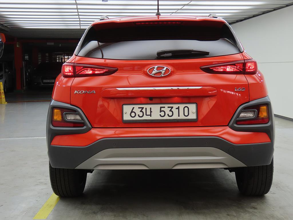 HYUNDAI Kona - Vista 4