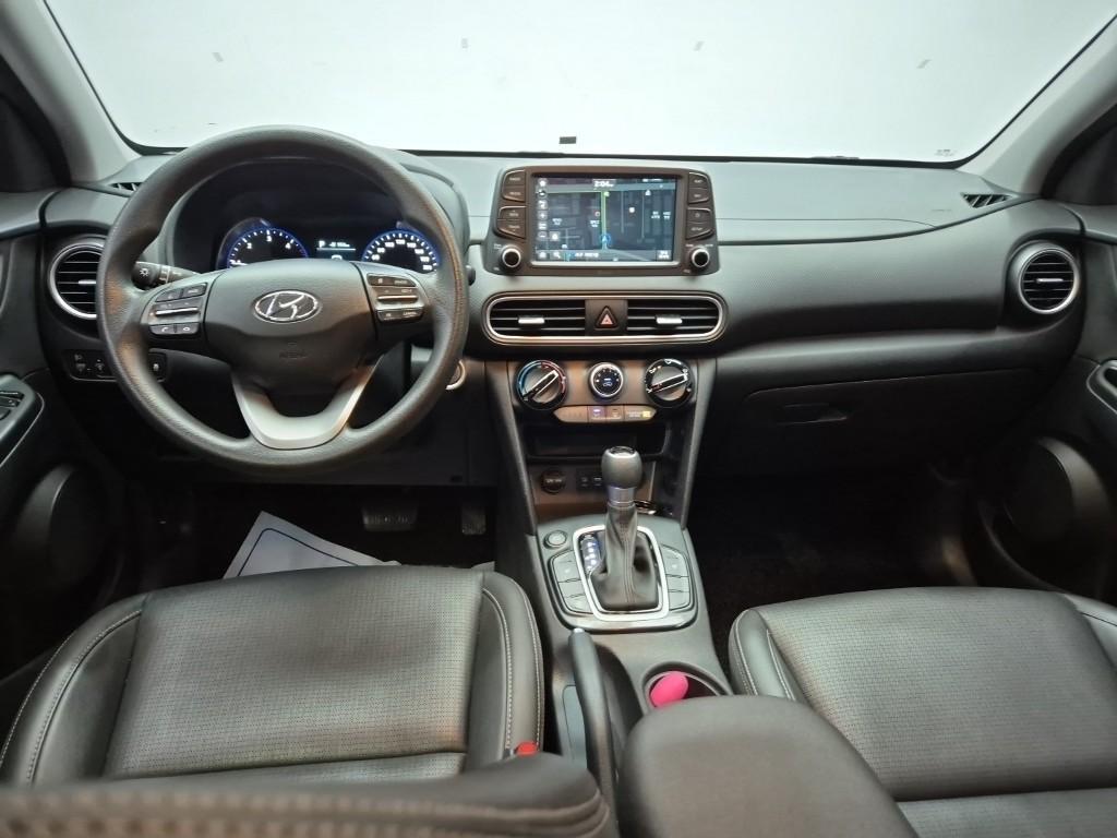 HYUNDAI Kona - Vista 5