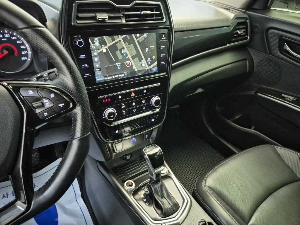 Ssangyong Tivoli - Vista 10
