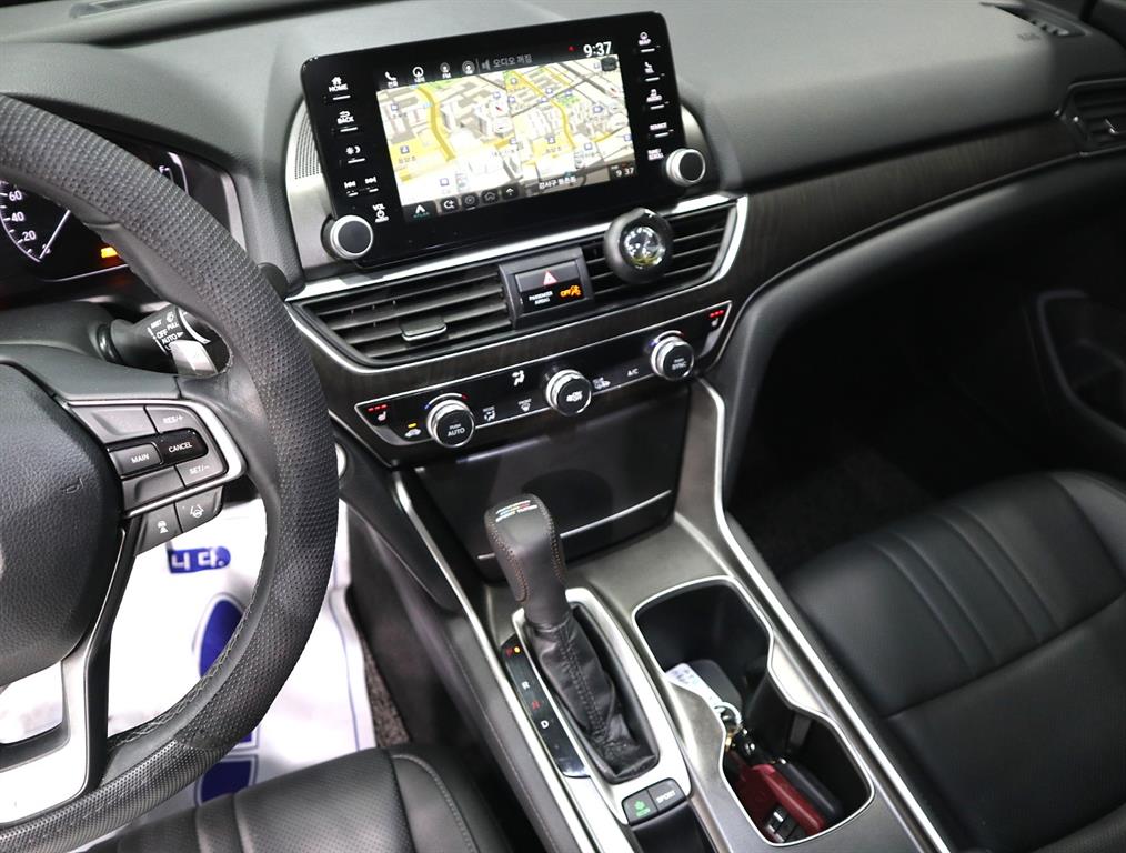 Honda Accord - Vista 10