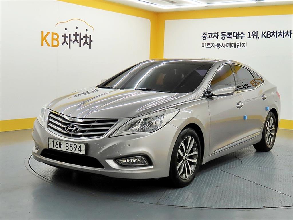 HYUNDAI Grandeur - Vista 2