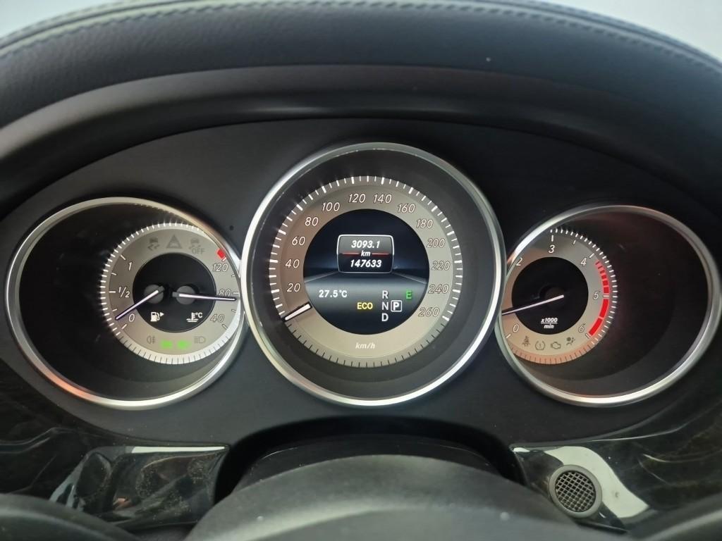 Mercedes Benz CLS Class - Vista 6
