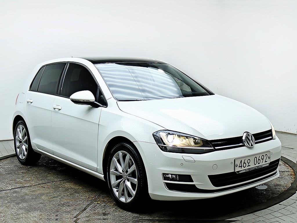 Volkswagen Golf - Vista 3