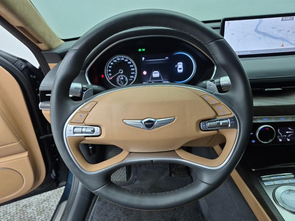 Genesis G80 - Vista 9