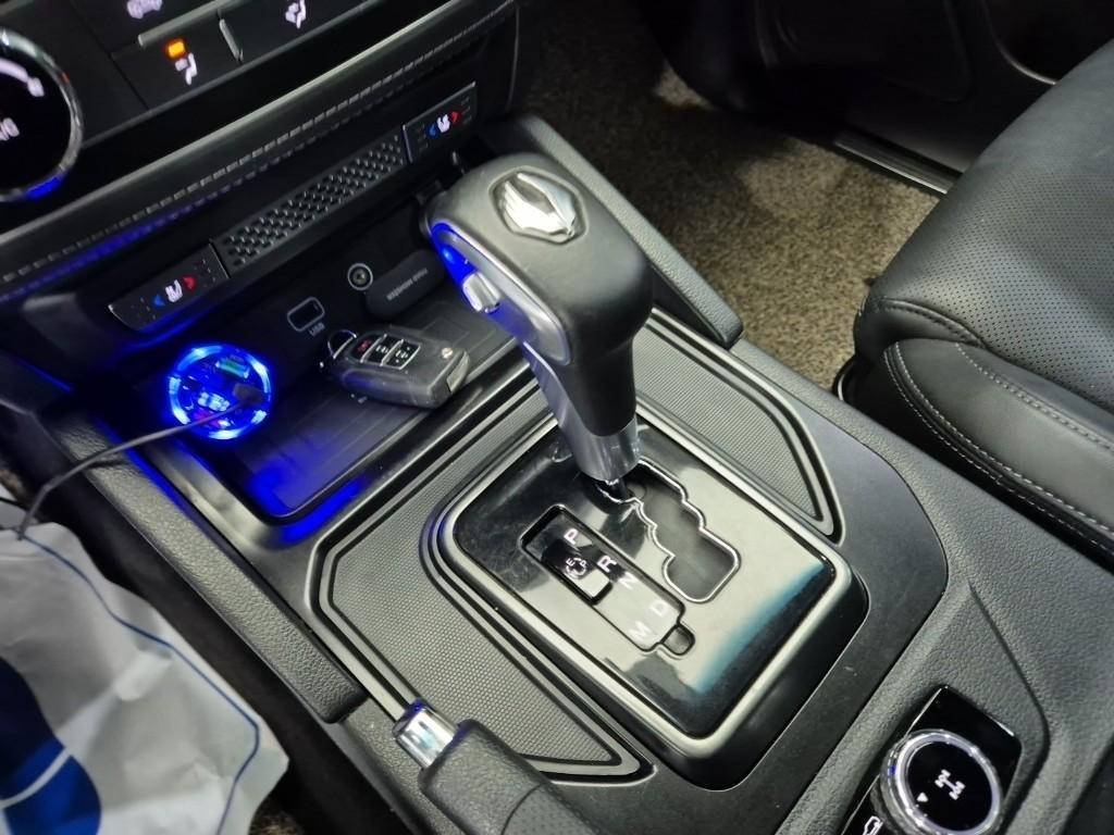 Ssangyong Rexton - Vista 10