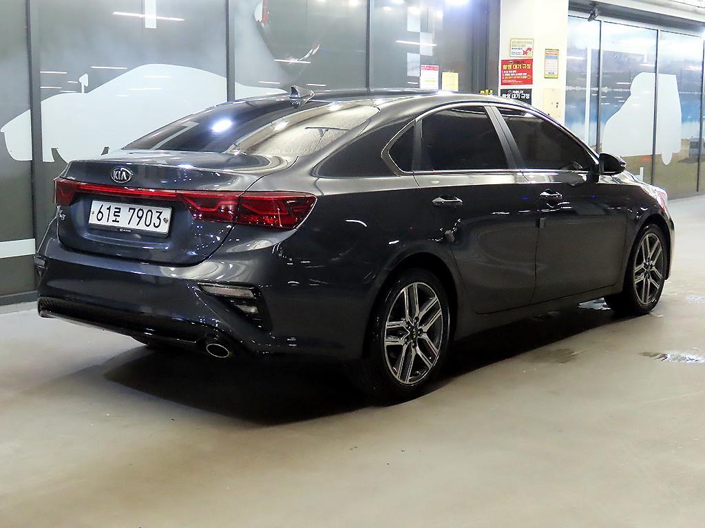 KIA K3 - Vista 4