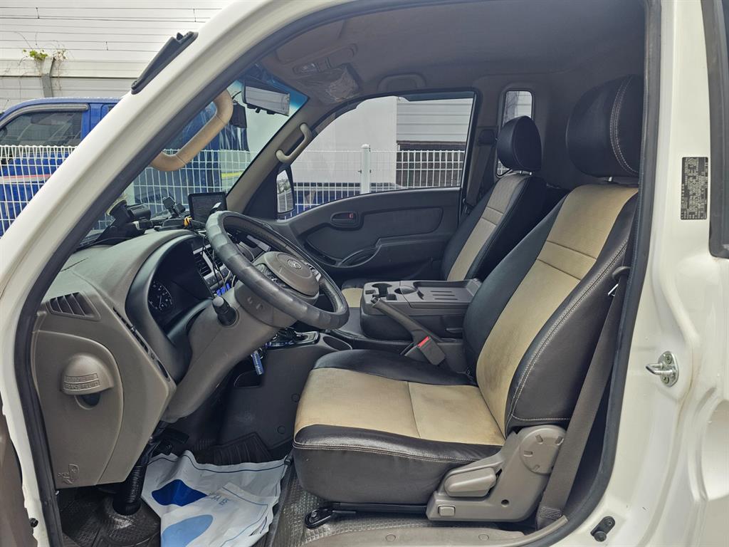 Small Truck Cargo (small) 2023 Blanco - Importación desde Corea - HF Imports Iquique - Foto 17