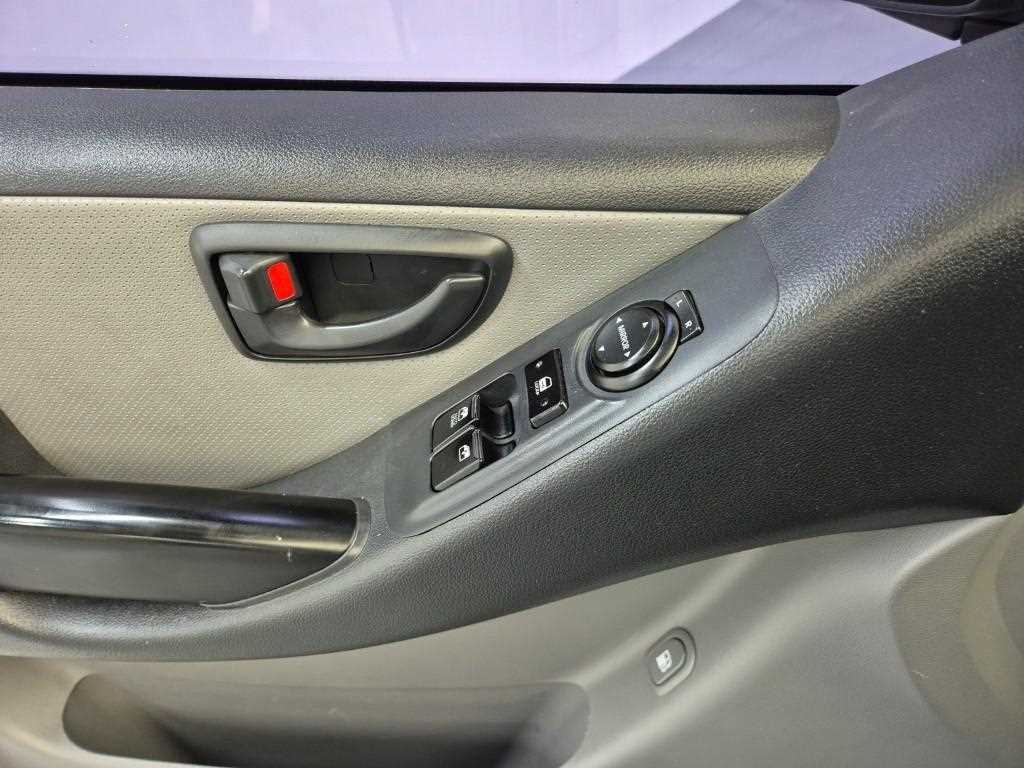 HYUNDAI Starex 2014 Plateado - Importación desde Corea - HF Imports Iquique - Foto 17