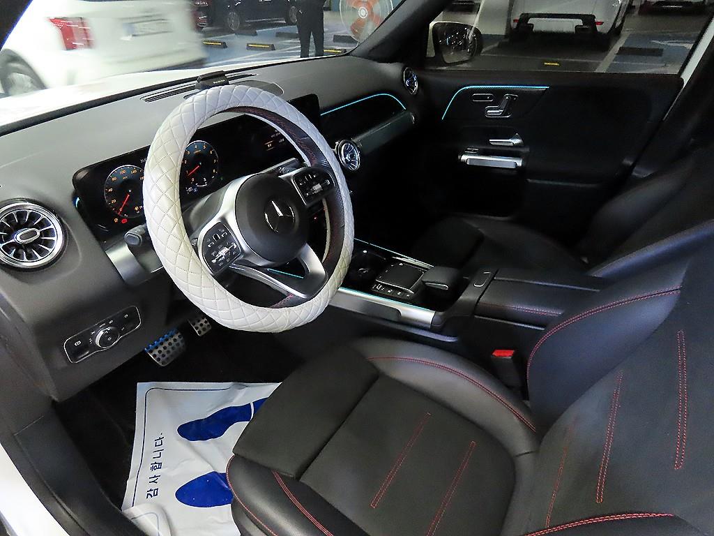 Mercedes Benz GLB Class - Vista 10