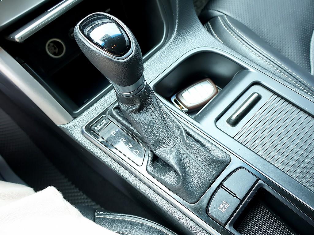 HYUNDAI Sonata 2016 Gris - Importación desde Corea - HF Imports Iquique - Foto 7