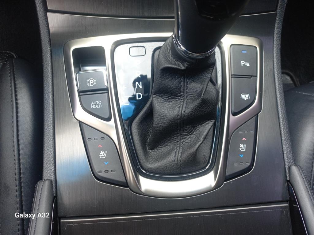 HYUNDAI Grandeur 2014 Negro - Importación desde Corea - HF Imports Iquique - Foto 13