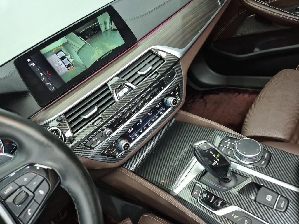BMW 5 Series - Vista 10