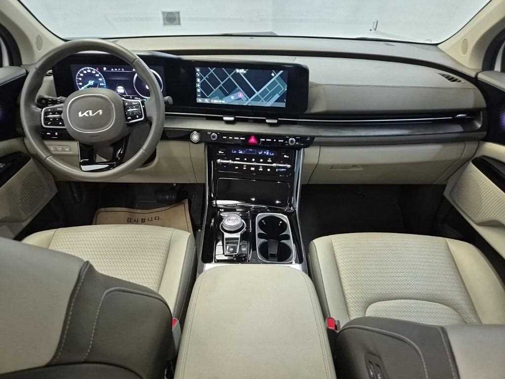 KIA Carnival - Vista 7