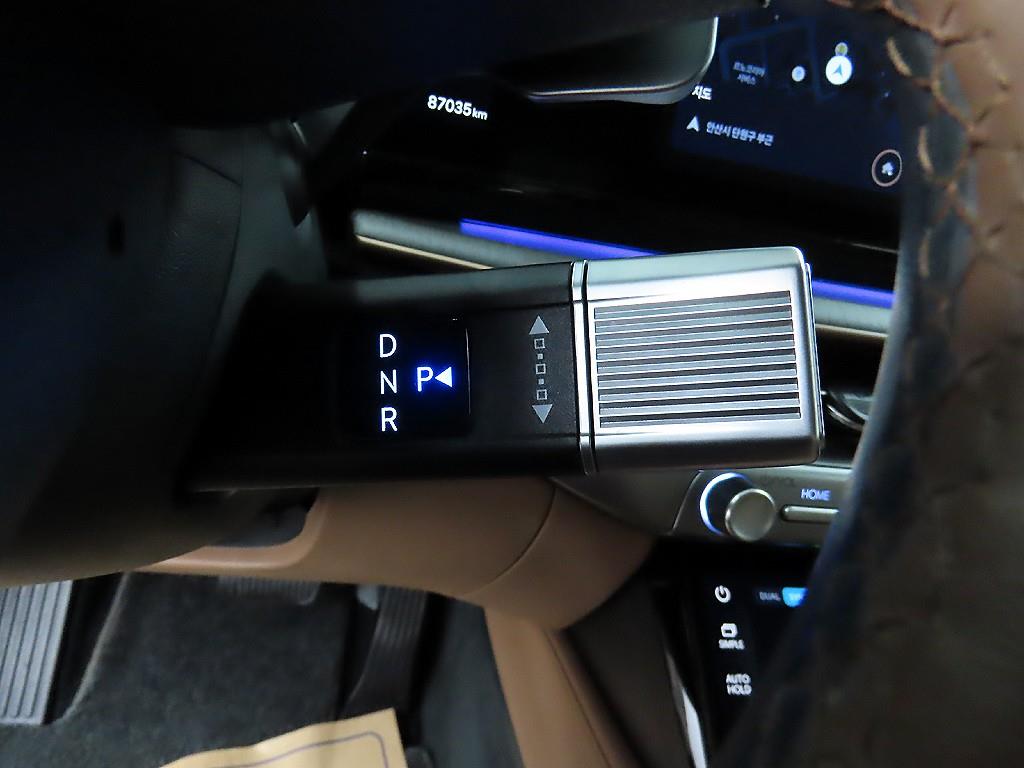 HYUNDAI Grandeur - Vista 10