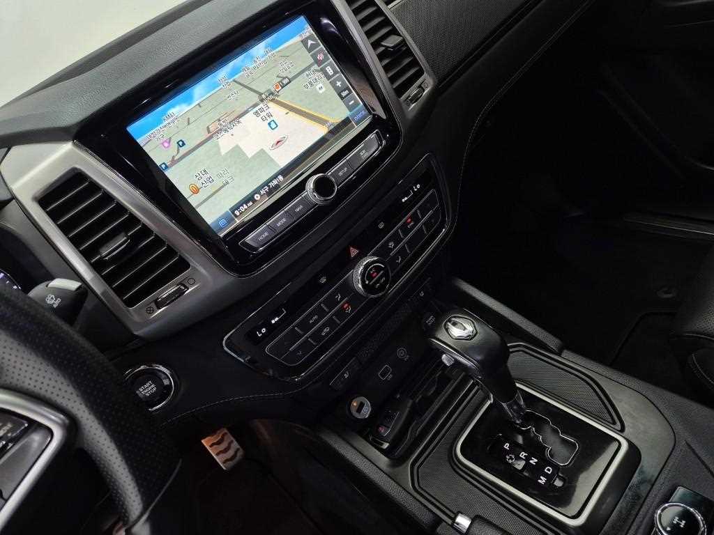 Ssangyong Rexton - Vista 10