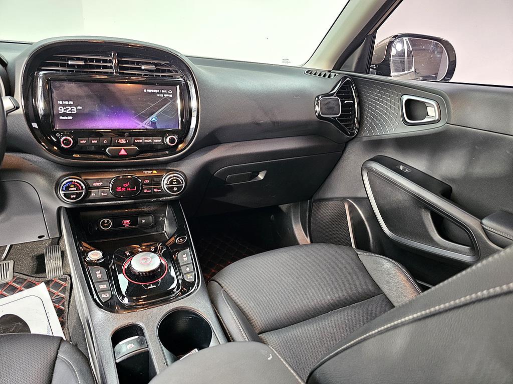KIA Soul - Vista 10