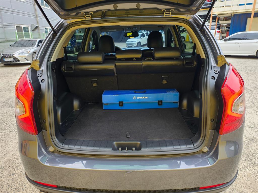 Ssangyong Korando 2015 Gris - Importación desde Corea - HF Imports Iquique - Foto 13