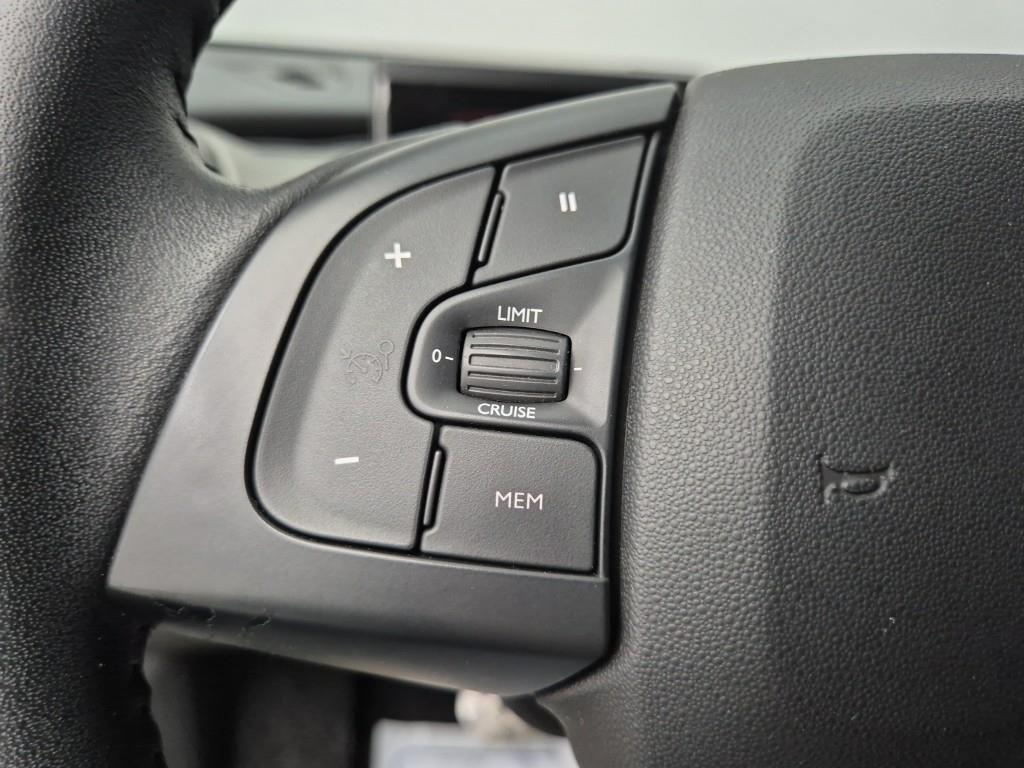 Citroen C4 2019 Blanco - Importación desde Corea - HF Imports Iquique - Foto 15