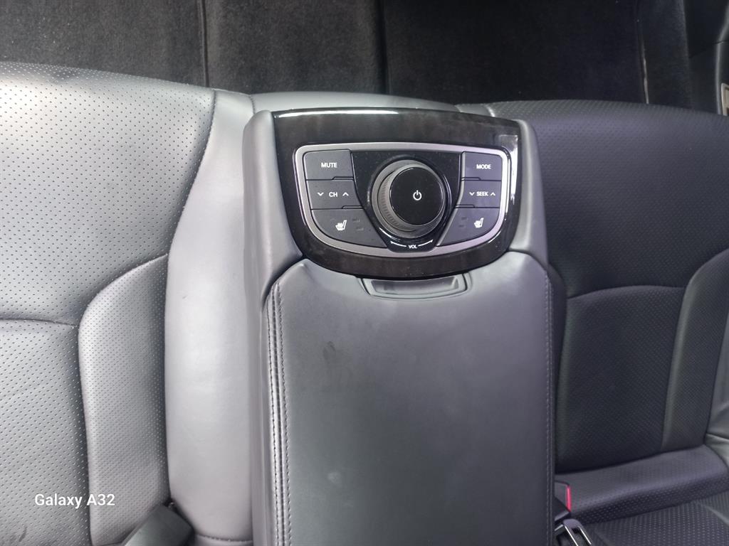 HYUNDAI Grandeur 2014 Negro - Importación desde Corea - HF Imports Iquique - Foto 16