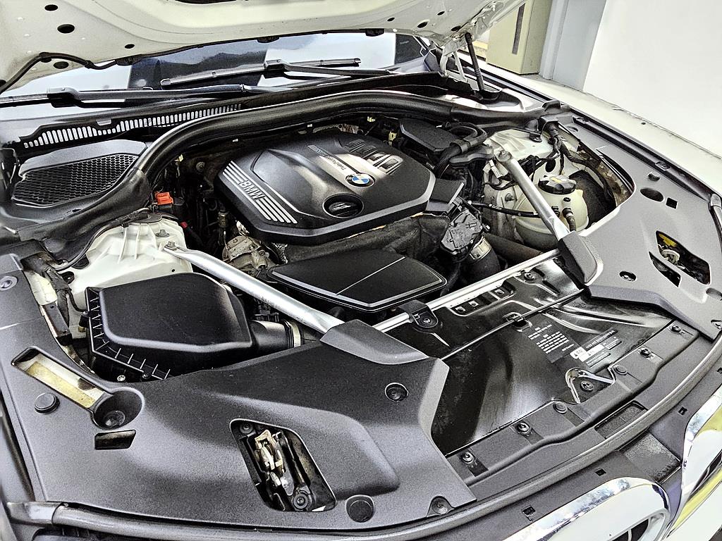 BMW 5 Series - Vista 6
