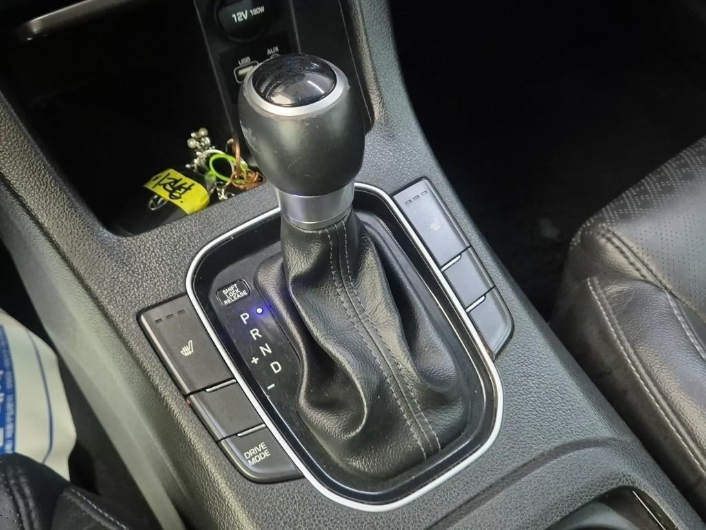 HYUNDAI i30 2017 Blanco - Importación desde Corea - HF Imports Iquique - Foto 15