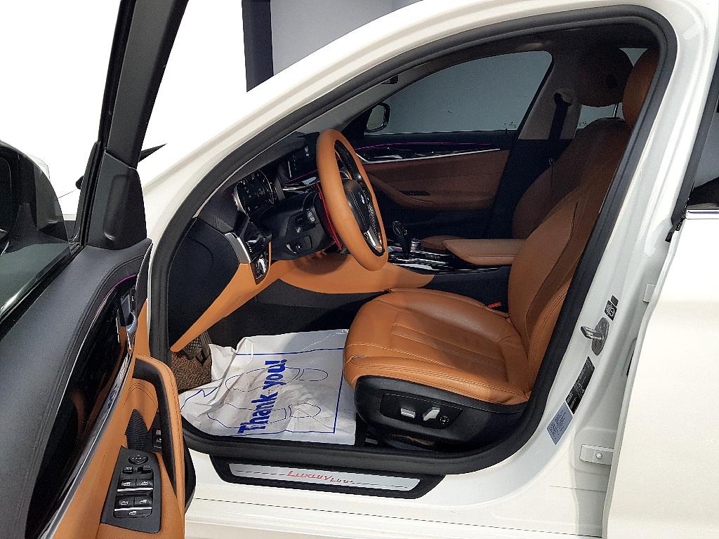 BMW 5 Series - Vista 8