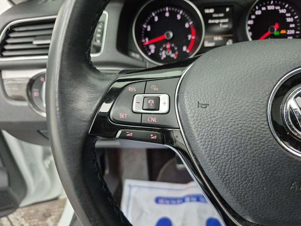 Volkswagen Passat 2018 Blanco - Importación desde Corea - HF Imports Iquique - Foto 15