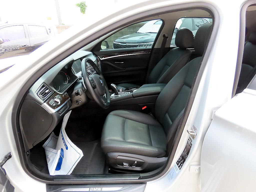 BMW 5 Series - Vista 5