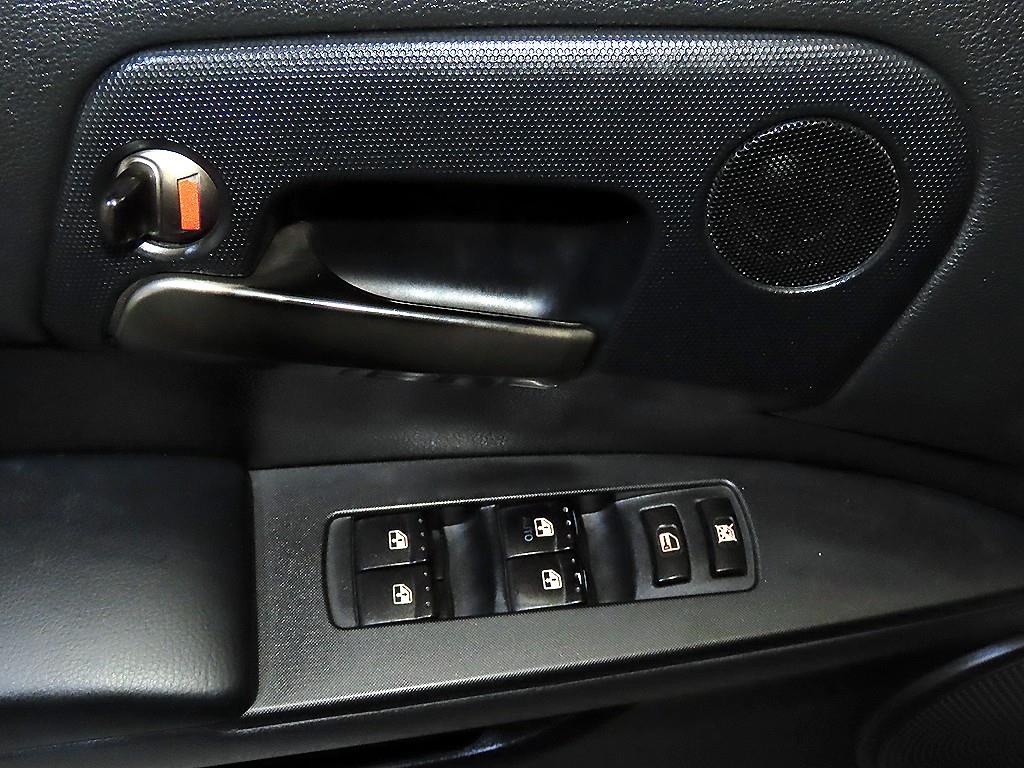 Ssangyong Korando 2012 Gris - Importación desde Corea - HF Imports Iquique - Foto 13