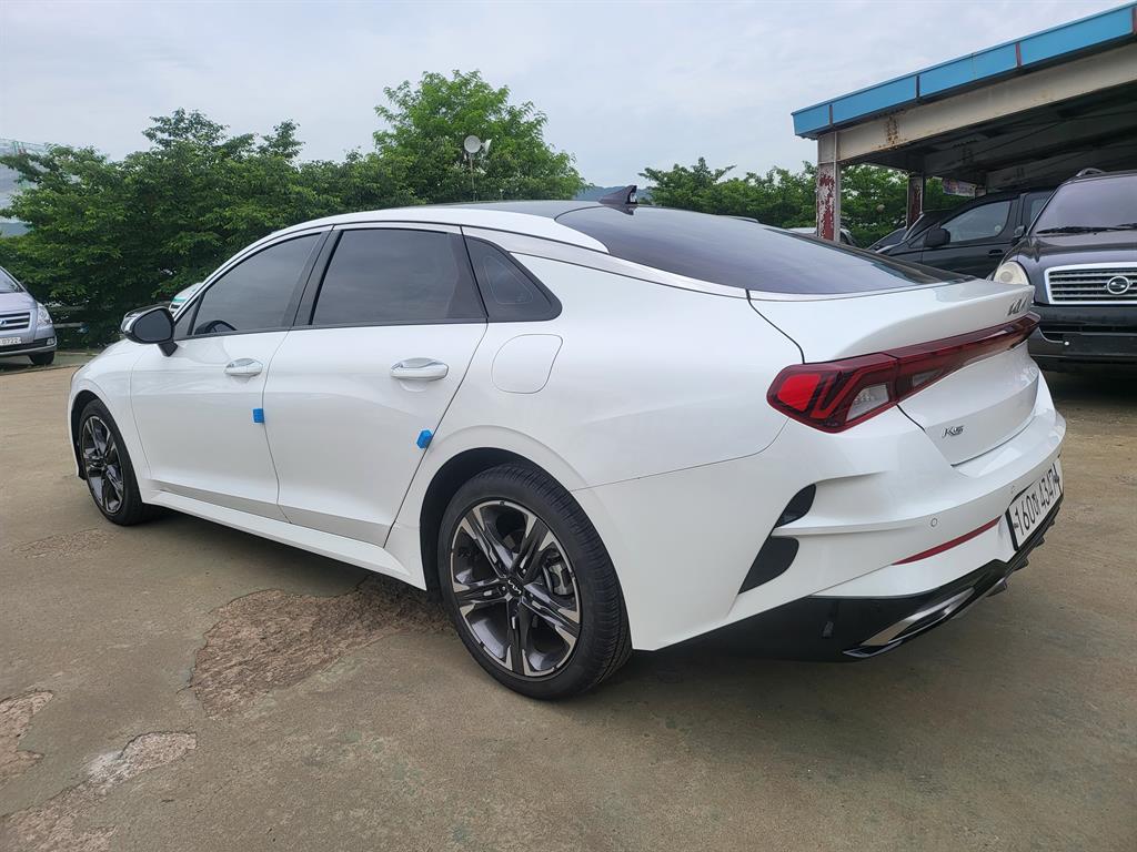 KIA K5 - Vista 6