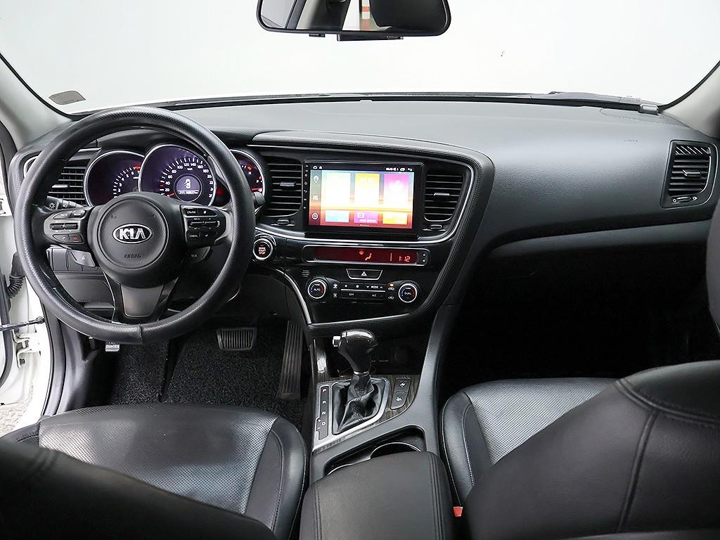 KIA K5 - Vista 9